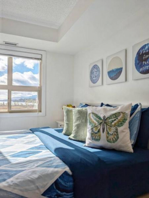 Lake View From Every Window!